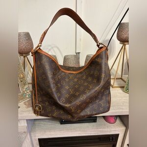 LV authentic Monogram Bag My first Louis Vuitton and it’s officially up for grab